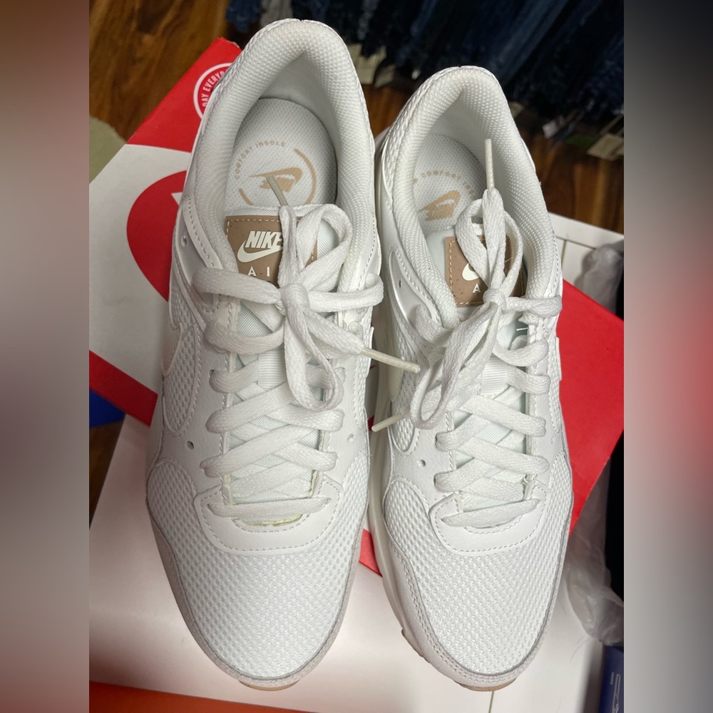 Nike Air Max Women’s